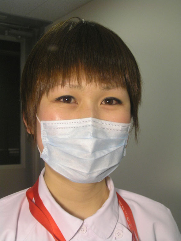 マスク笑顔の看護士さん