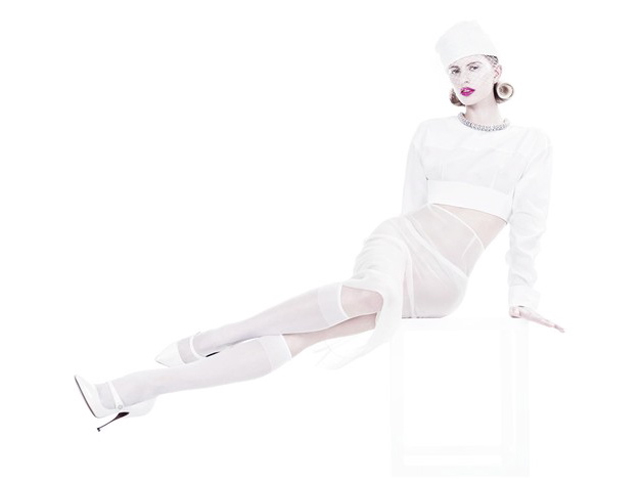 Karolina-Kurkova-by-Willy-Vanderperre-for-Vogue-China-February-2012-New-Uniform-g.jpg
