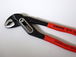 Knipexのプライヤー - ドイツ アイテム考