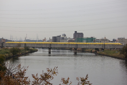 鶴見川橋梁