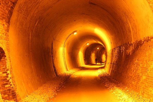 第五トンネル内部