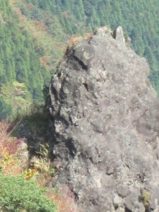 岩22