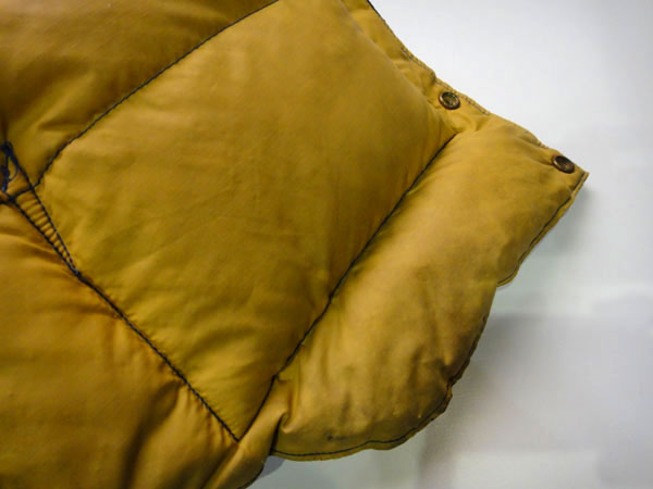 rockyvestnavygold42a21.jpg